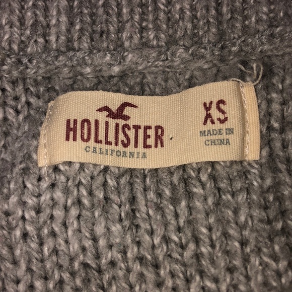XS hollister knitted sweater - Picture 2 of 4